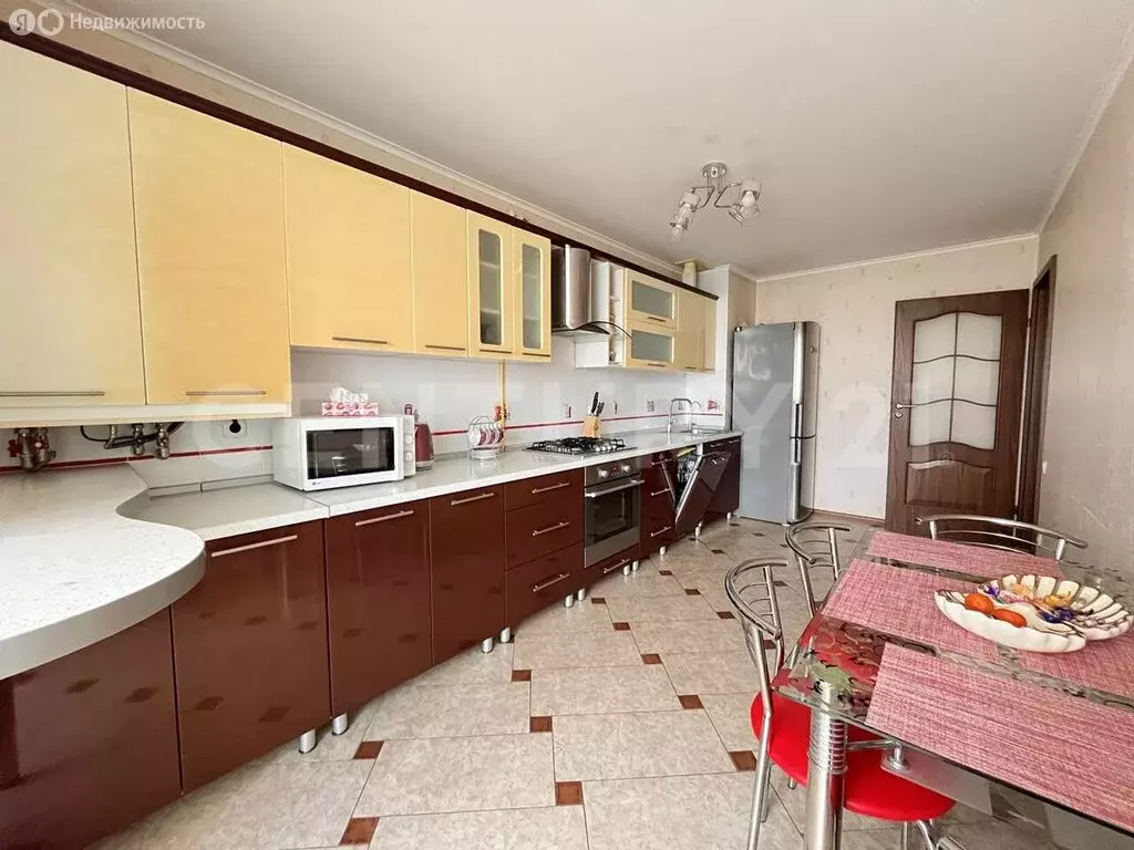 3-комнатная квартира: Севастополь, улица Вакуленчука, 26 (90 м) - Фото 1