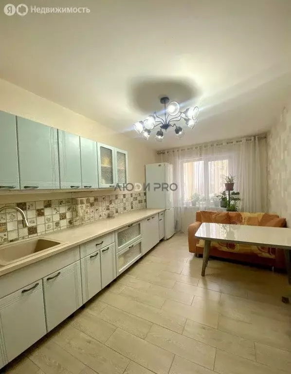 3-комнатная квартира: Саратов, 2-й проезд имени Ф.А. Блинова, 4А (81.8 ... - Фото 1