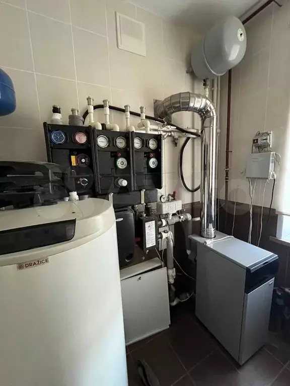 Коттедж 210 м на участке 15 сот. - Фото 1