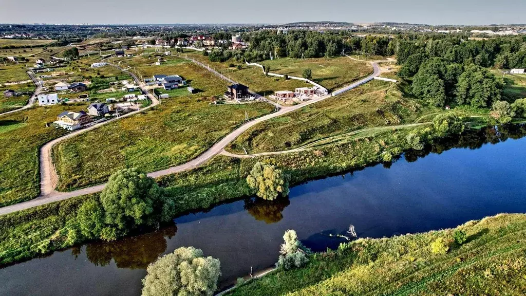 Участок в Московская область, Ленинский городской округ, д. ... - Фото 1