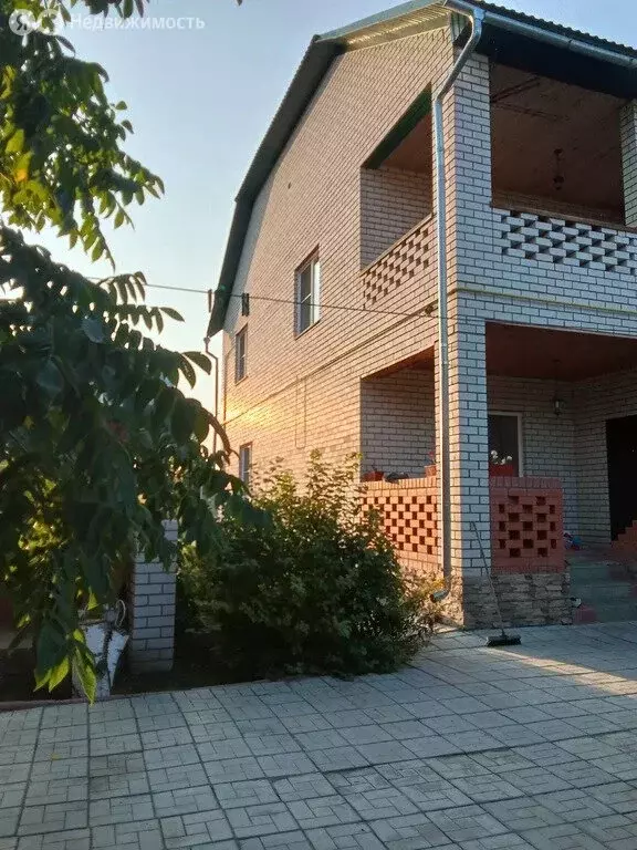 Дом в Алтайский край, городской округ Барнаул, посёлок Берёзовка (187 ... - Фото 1