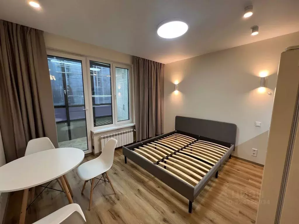 Студия Санкт-Петербург бул. Головнина, 4 (22.7 м) - Фото 1