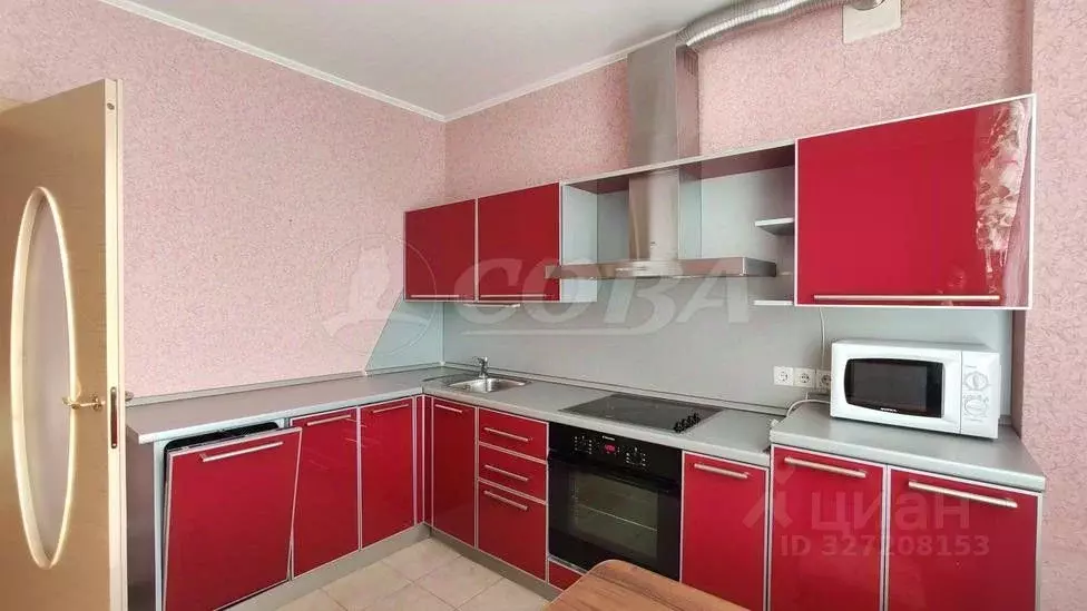 2-к кв. Тюменская область, Тюмень ул. Циолковского, 13 (57.4 м) - Фото 1