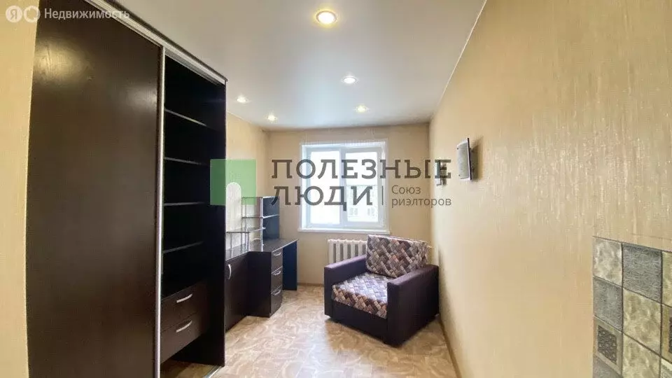 Квартира-студия: Красноярск, улица Гастелло, 25 (13.5 м) - Фото 1