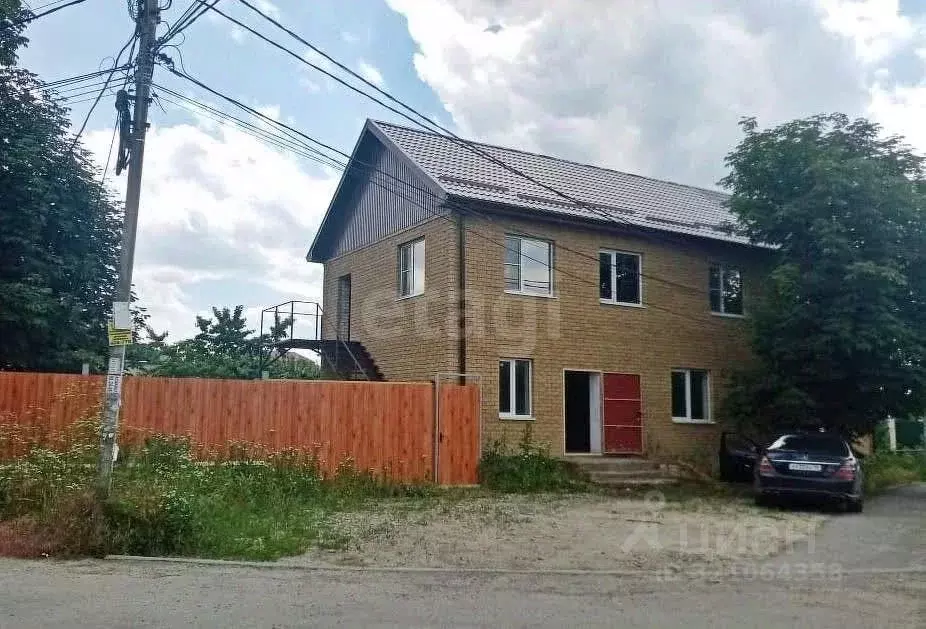 Дом в Ставропольский край, Ставрополь № 33 мкр, ул. Пазарджикская, 36А ... - Фото 0