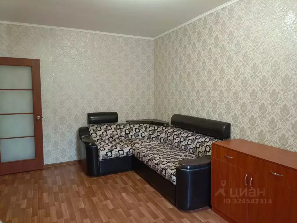 2-к кв. Курская область, Железногорск ул. Димитрова, 8к3 (59.7 м) - Фото 2