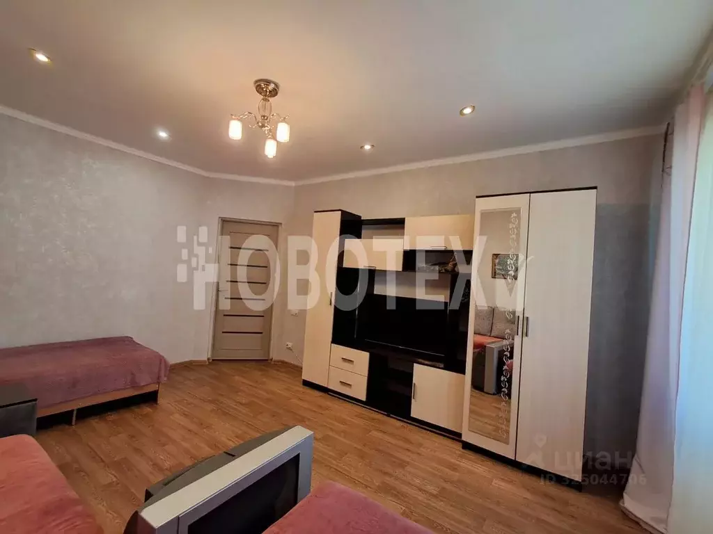 1-к кв. Краснодарский край, Горячий Ключ ул. Кириченко, 11А (42.0 м) - Фото 1