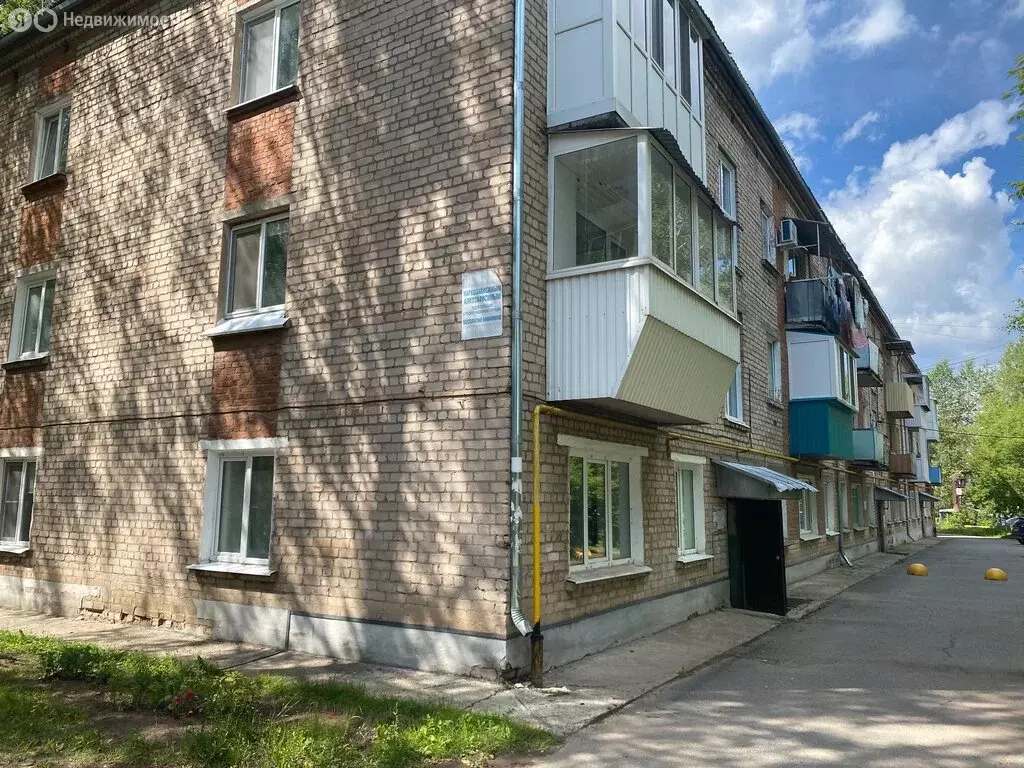 3-комнатная квартира: Можга, Можгинская улица, 27 (54 м) - Фото 0