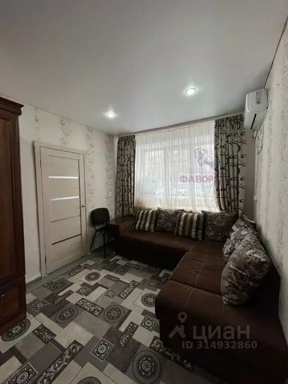 2-к кв. Оренбургская область, Орск Новый город мкр, ул. Макаренко, 21 ... - Фото 0