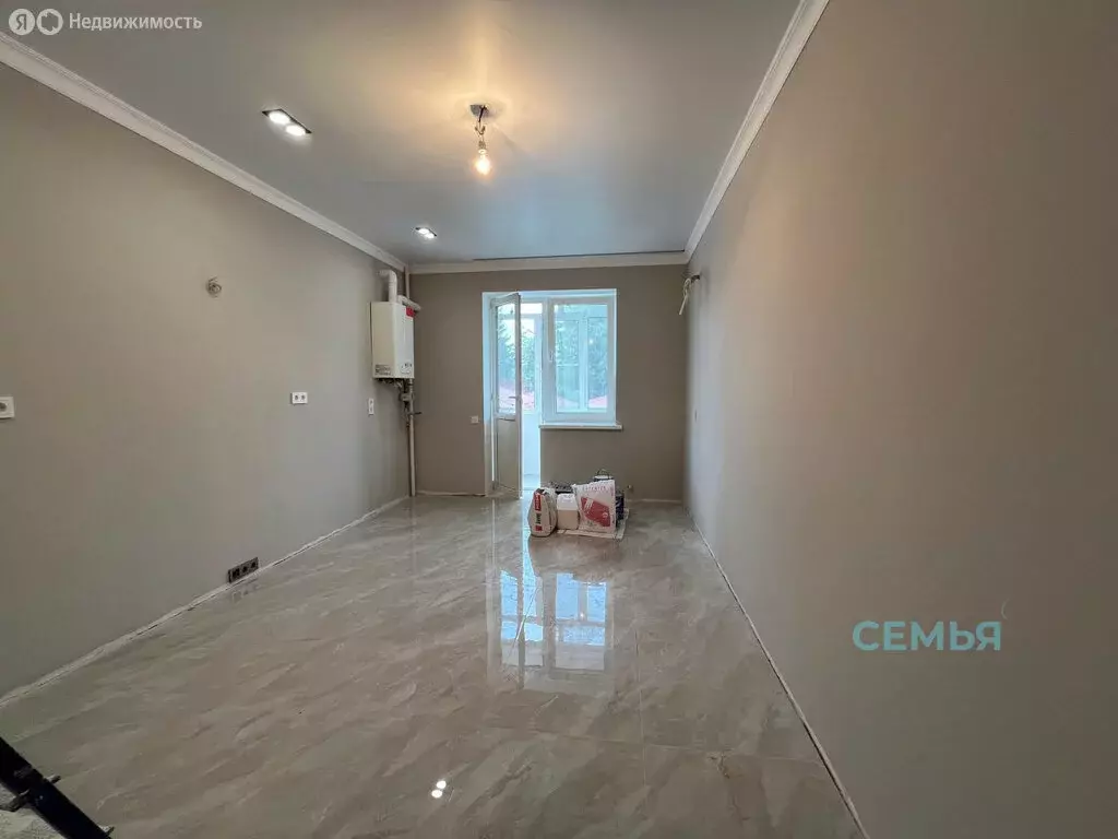 1-комнатная квартира: Владикавказ, улица Астана Кесаева, 23А (54 м) - Фото 1