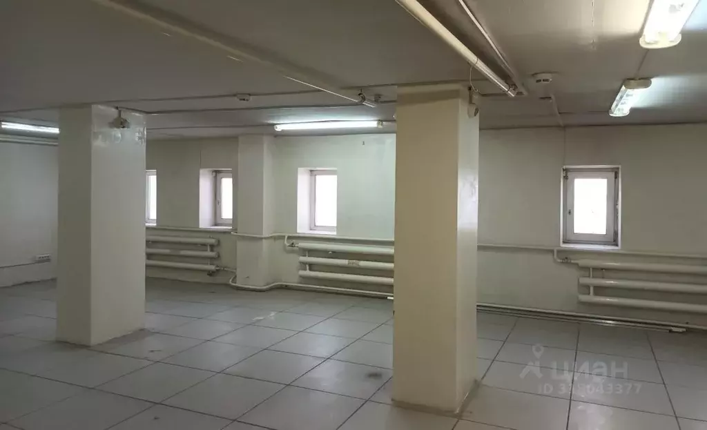 Помещение свободного назначения в Саха (Якутия), Якутск ул. Павлика ... - Фото 1