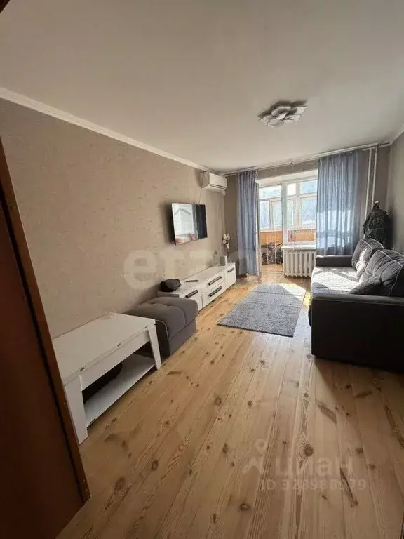 3-к кв. Алтайский край, Барнаул Лазурная ул., 24 (63.8 м) - Фото 1