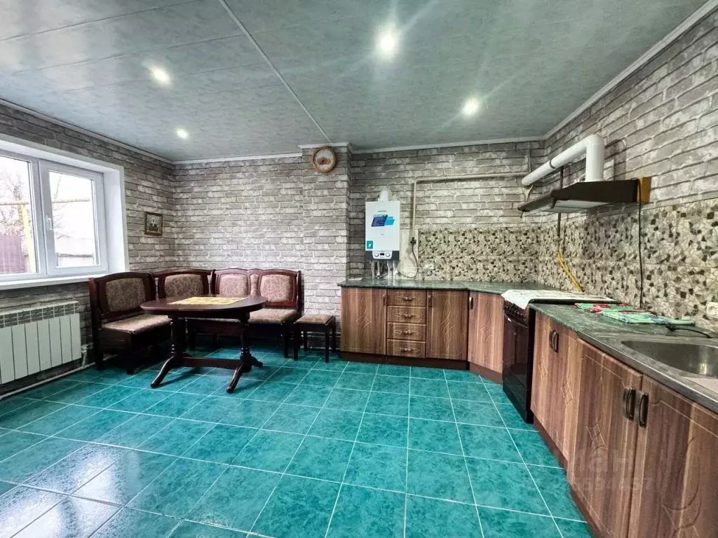 Дом в Белгородская область, Валуйки Молодежный пер. (66 м) - Фото 1