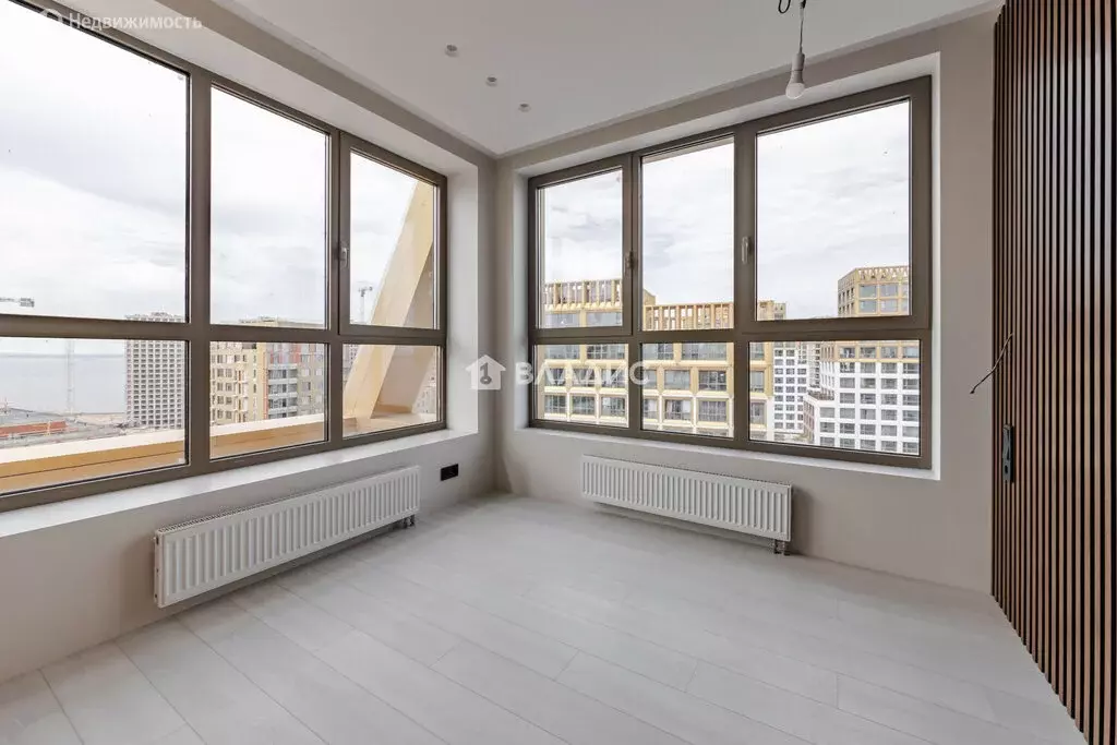 3-комнатная квартира: Санкт-Петербург, улица Челюскина, 6 (106 м) - Фото 2