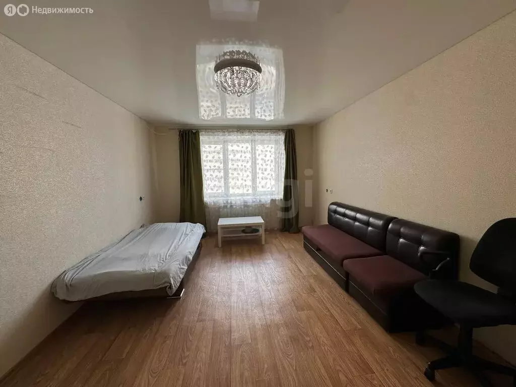 2-комнатная квартира: Чебоксары, улица Байдула, 10 (64 м) - Фото 1