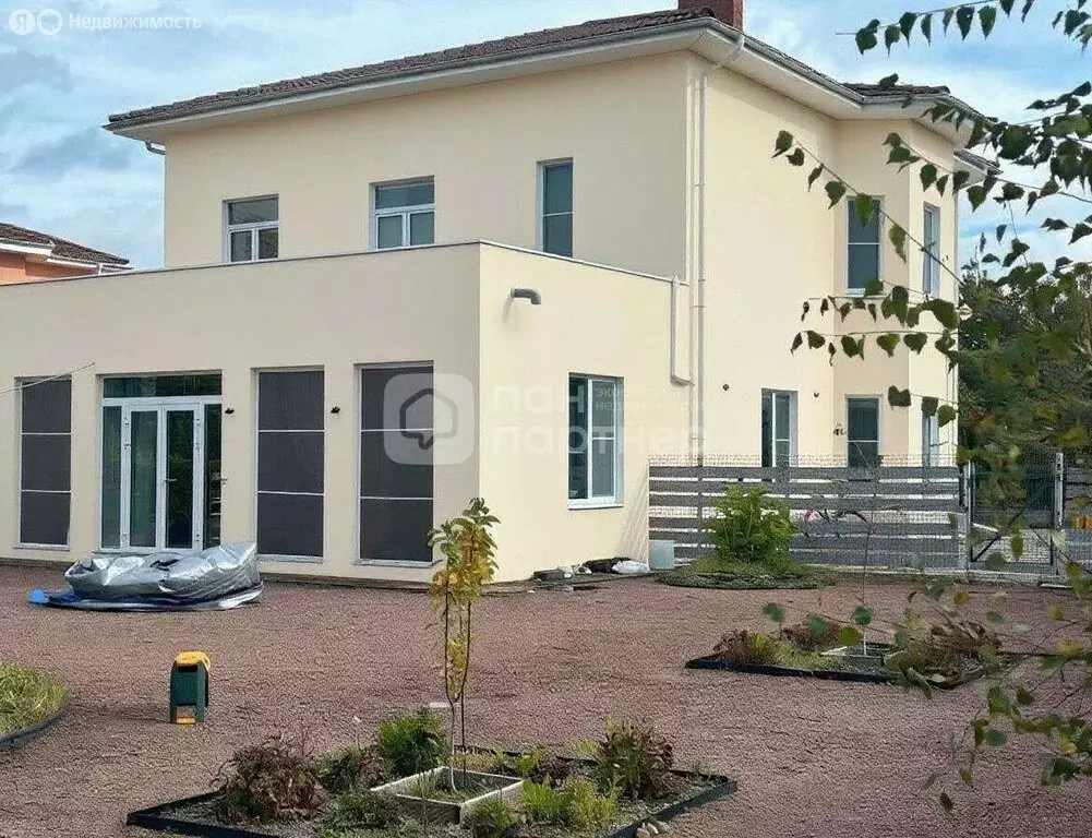 Дом в посёлок Ропша, улица Пушкина (263 м) - Фото 1
