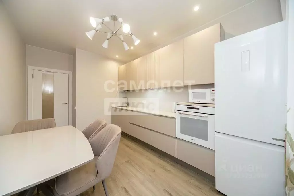 2-к кв. Пермский край, Пермь ул. Борцов Революции, 1Ак6 (50.9 м) - Фото 2