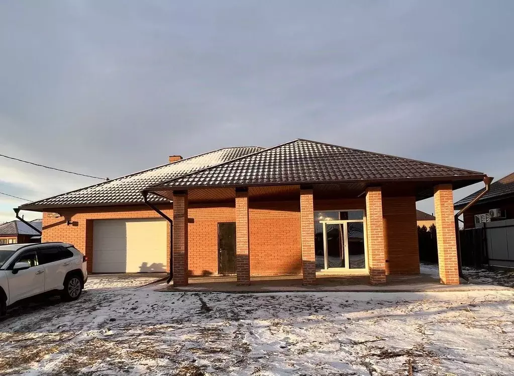 Дом в Хакасия, Абакан ул. Марины Цветаевой, 60 (205 м) - Фото 1