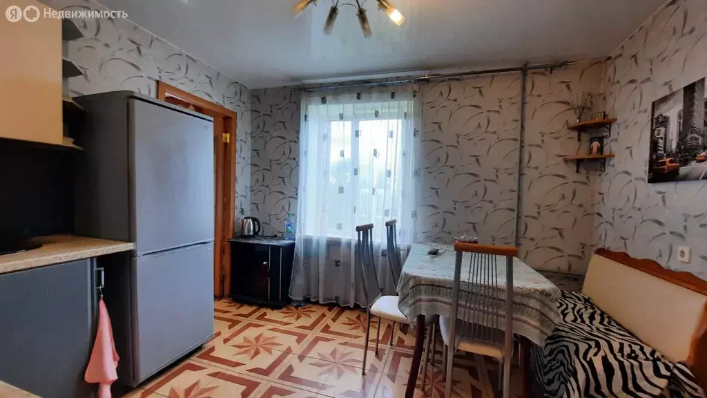 3-комнатная квартира: Санкт-Петербург, проспект Большевиков, 38к2 ... - Фото 2