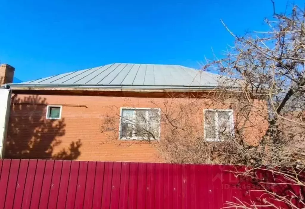 Дом в Омская область, Омск Входной мкр, 48 (110 м) - Фото 1