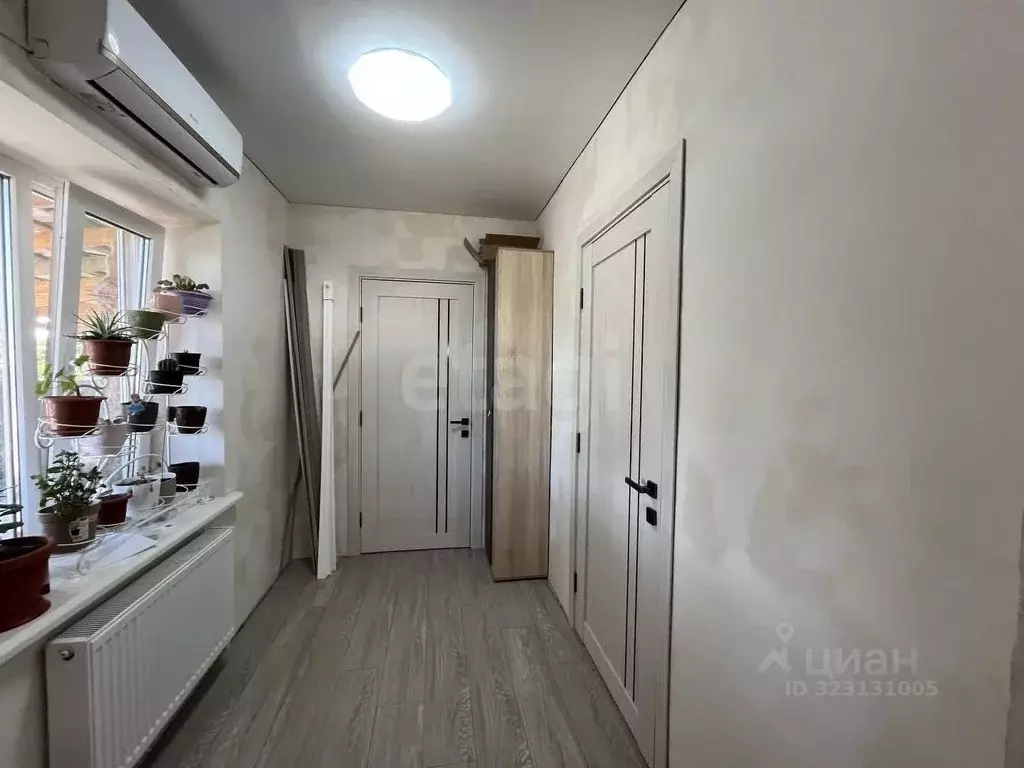 Дом в Крым, Сакский район, с. Сизовка ул. Парковая (58 м) - Фото 0