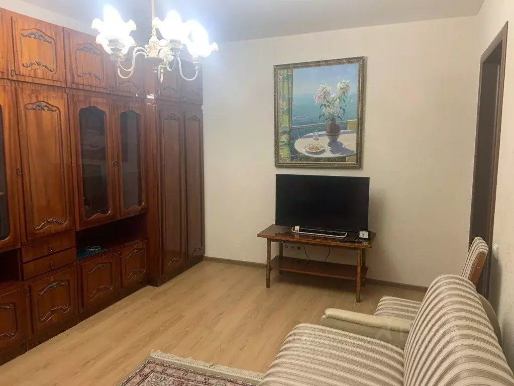 2-к кв. Волгоградская область, Волгоград ул. 8-й Воздушной Армии, 44 ... - Фото 2