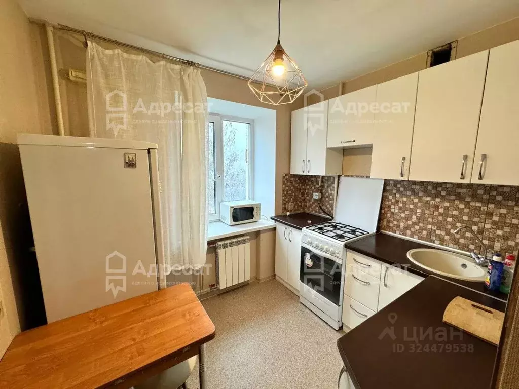 2-к кв. Волгоградская область, Волгоград Двинская ул., 10 (47.0 м) - Фото 1