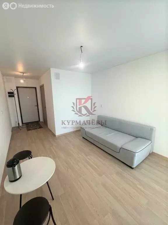 Квартира-студия: Екатеринбург, жилой район Уктус, микрорайон Светлый, ... - Фото 1