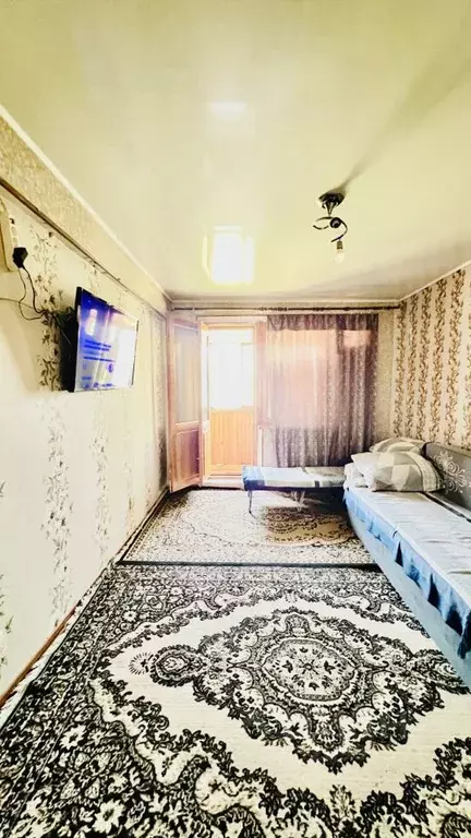 2-к кв. Омская область, Омск просп. Мира, 100В (44.5 м) - Фото 1