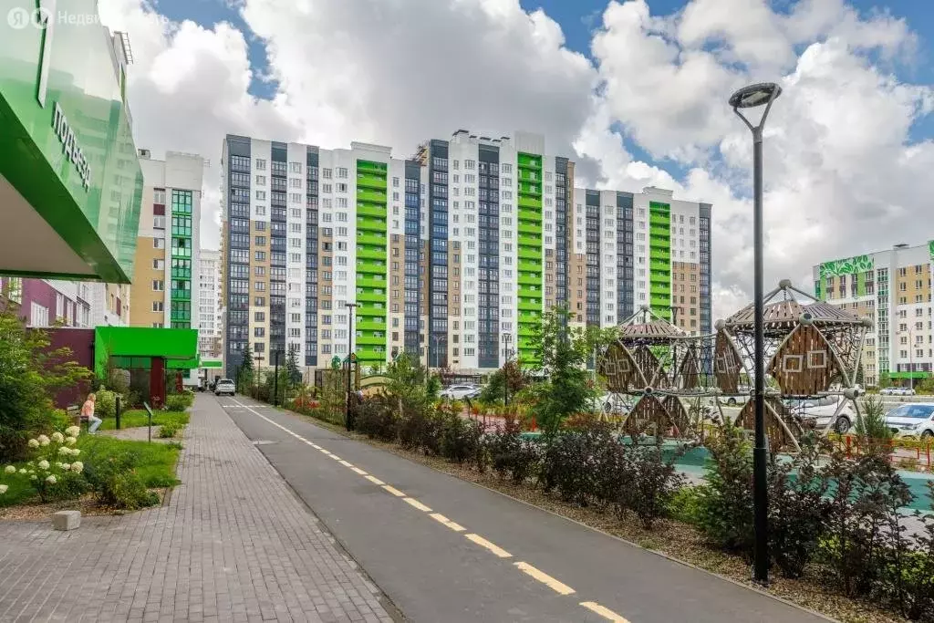 2-комнатная квартира: Брянск, улица имени А.Ф. Войстроченко, 10 (61.7 ... - Фото 2