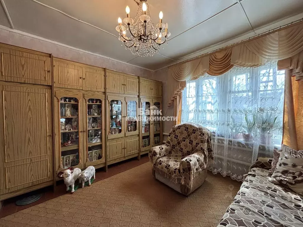 2-к кв. Саратовская область, Вольск ул. Маршала Жукова, 5А (37.7 м) - Фото 2