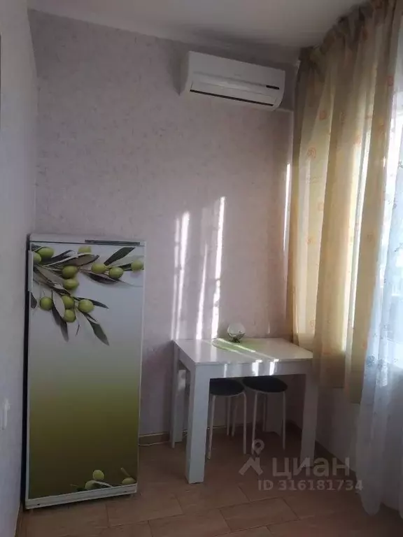 1-к кв. Краснодарский край, Геленджик Южный мкр, ул. Жуковского, 10 ... - Фото 1