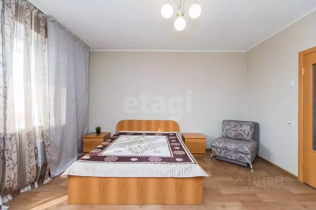 1-к кв. Челябинская область, Челябинск Омская ул., 10 (40.5 м) - Фото 1