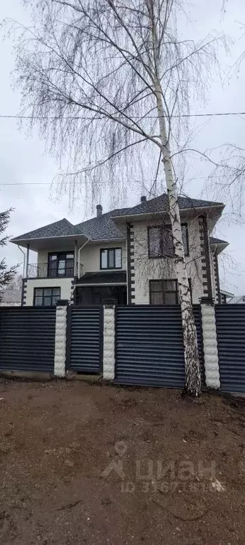 Дом в Чувашия, Козловка ул. Пушкина (381 м) - Фото 0