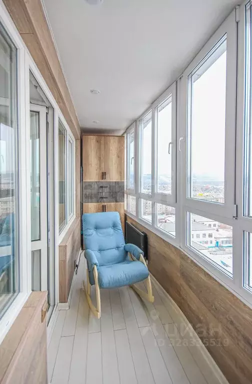 3-к кв. Бурятия, Улан-Удэ ул. Шумяцкого, 12 (66.1 м) - Фото 1