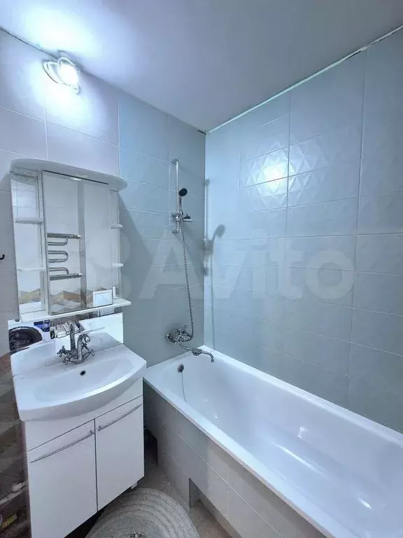 1-к. квартира, 40 м, 8/17 эт. - Фото 1