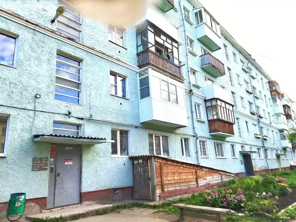 2-комнатная квартира: Дегтярск, улица Гагарина, 3 (40.1 м) - Фото 0