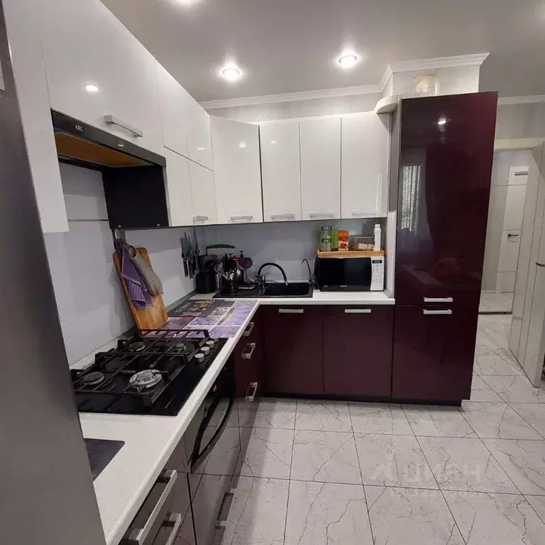 2-к кв. Краснодарский край, Туапсе ул. Судоремонтников, 64А (59.0 м) - Фото 1