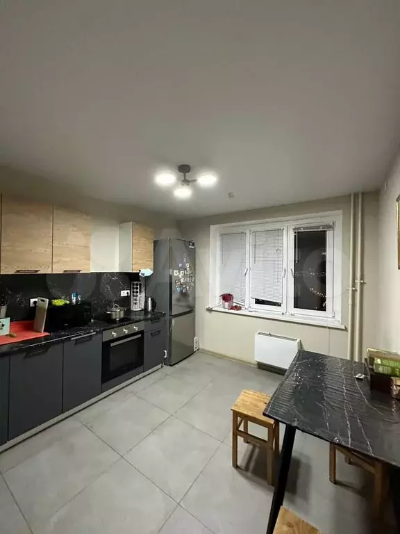 2-к. квартира, 57 м, 23/25 эт. - Фото 0