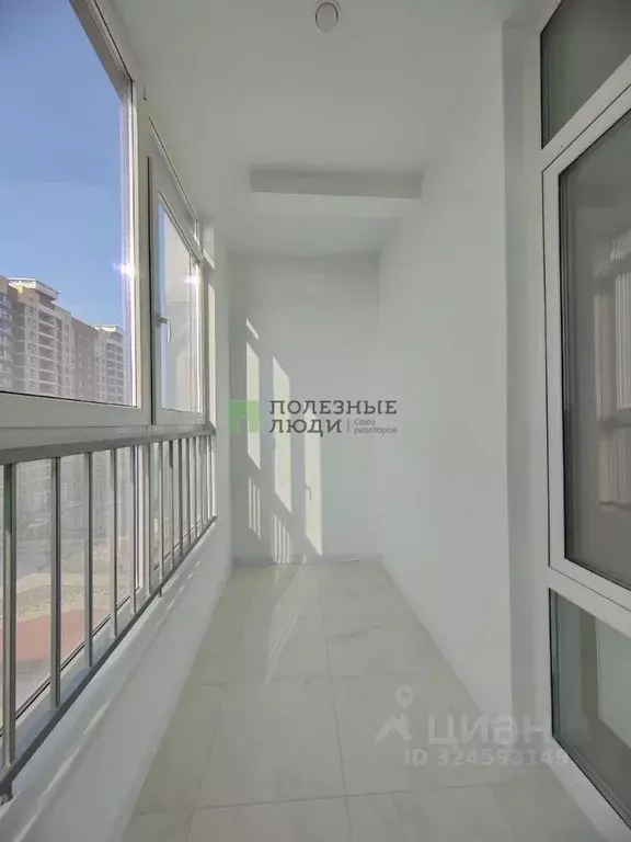 1-к кв. Астраханская область, Астрахань ул. Ахшарумова, 27 (36.7 м) - Фото 1