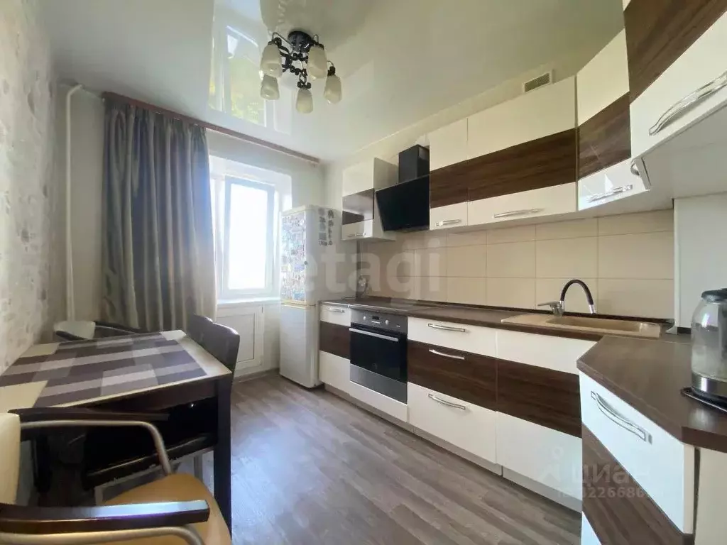 3-к кв. Кемеровская область, Кемерово ул. Терешковой, 4 (60.1 м) - Фото 1