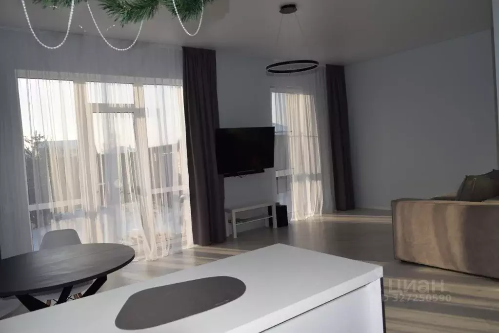 Дом в Омская область, Омск Холодная ул. (90 м) - Фото 1