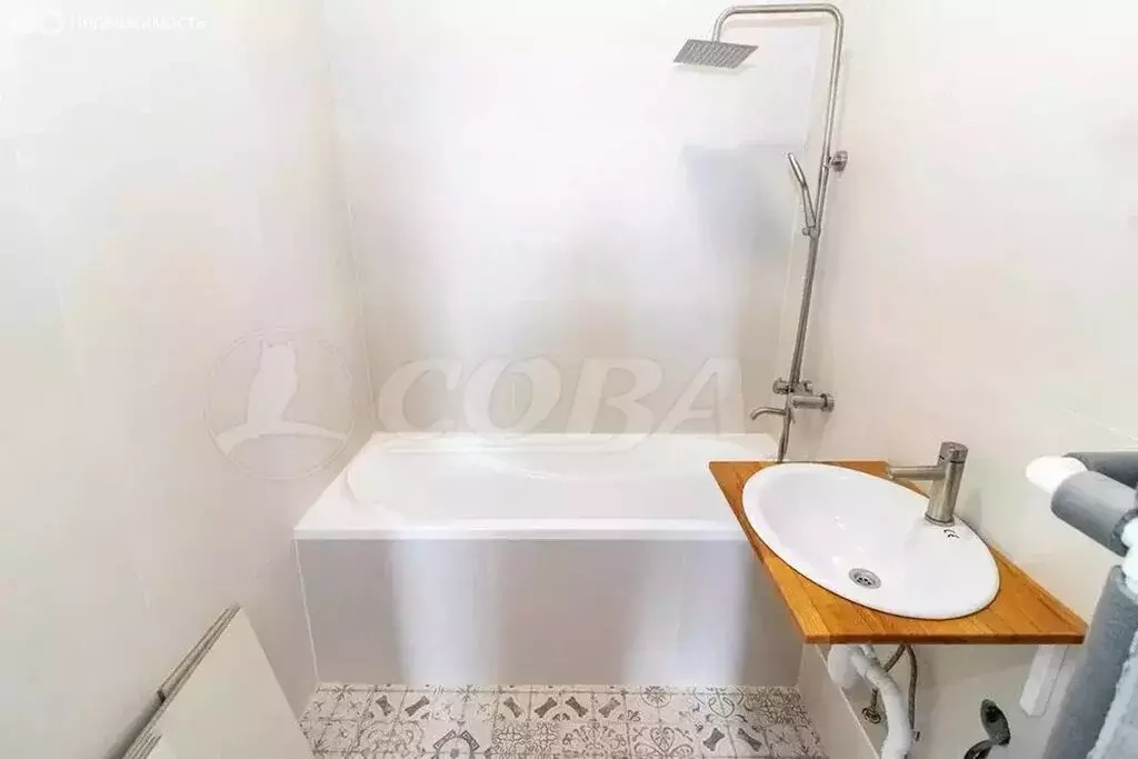 2-комнатная квартира: Тюмень, улица Анатолия Клиндюка, 1 (50 м) - Фото 0