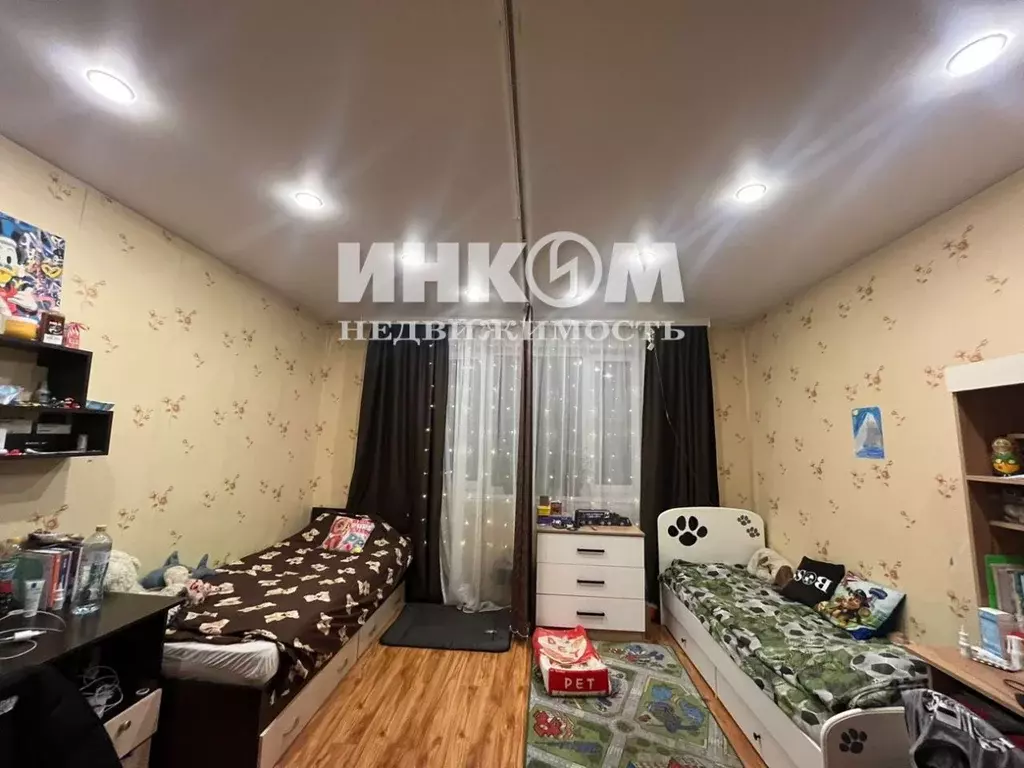 4-к кв. Москва Строгинский бул., 14К3 (75.6 м) - Фото 0