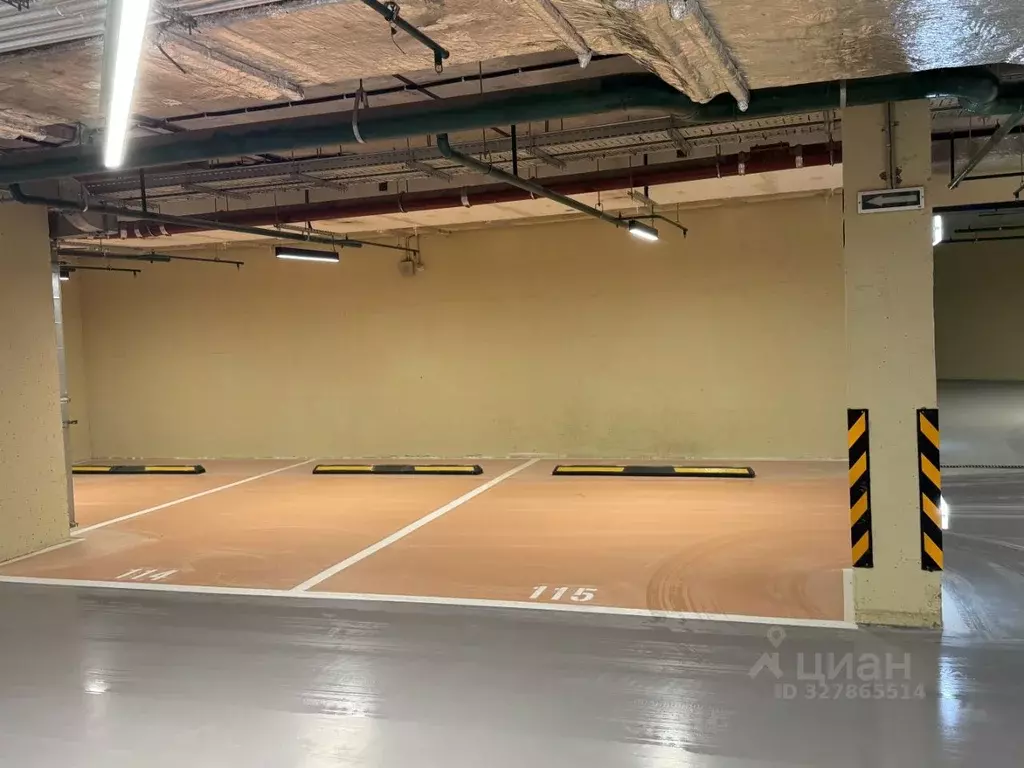 Гараж в Москва Нагатинская наб., 4Бк2 (15 м) - Фото 2