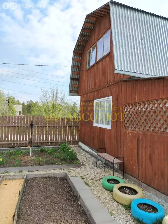 Дом в Дегтярск, улица Цветников (32 м) - Фото 1