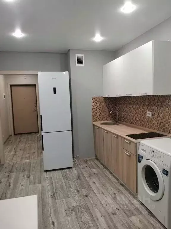 1-к кв. Татарстан, Казань ул. Братьев Батталовых, 20к1 (32.0 м) - Фото 0