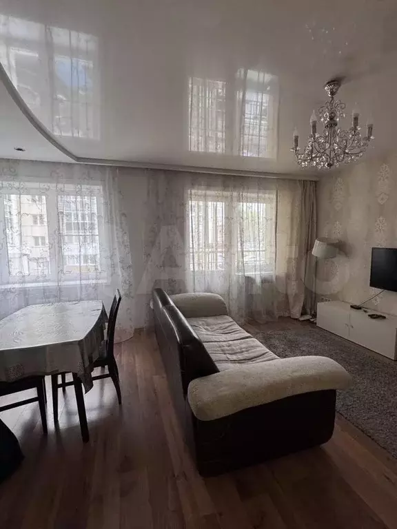 2-к. квартира, 65 м, 2/6 эт. - Фото 0