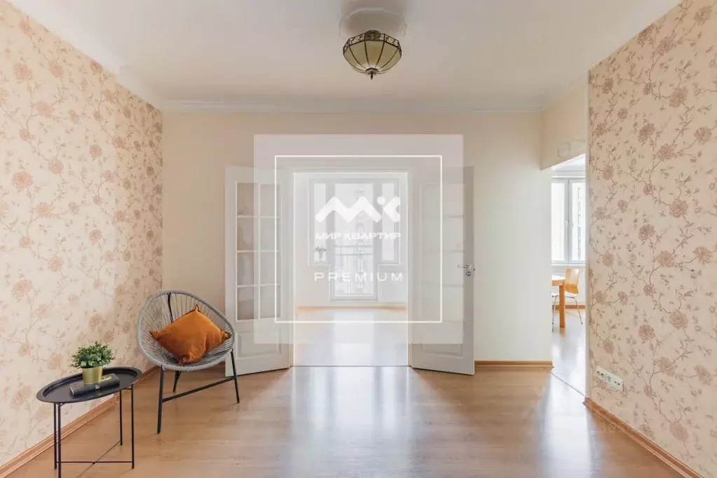 3-к кв. Санкт-Петербург ул. Беринга, 1 (100.6 м) - Фото 1