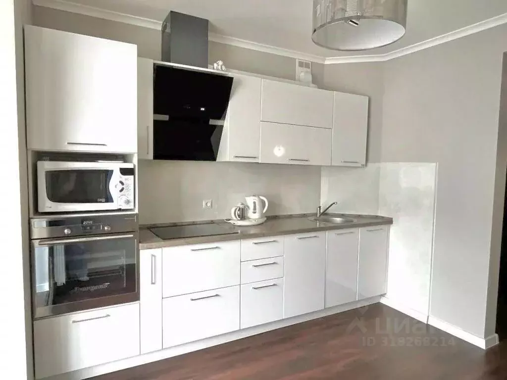 2-к кв. Амурская область, Райчихинск Комсомольская ул., 10А (48.9 м) - Фото 1